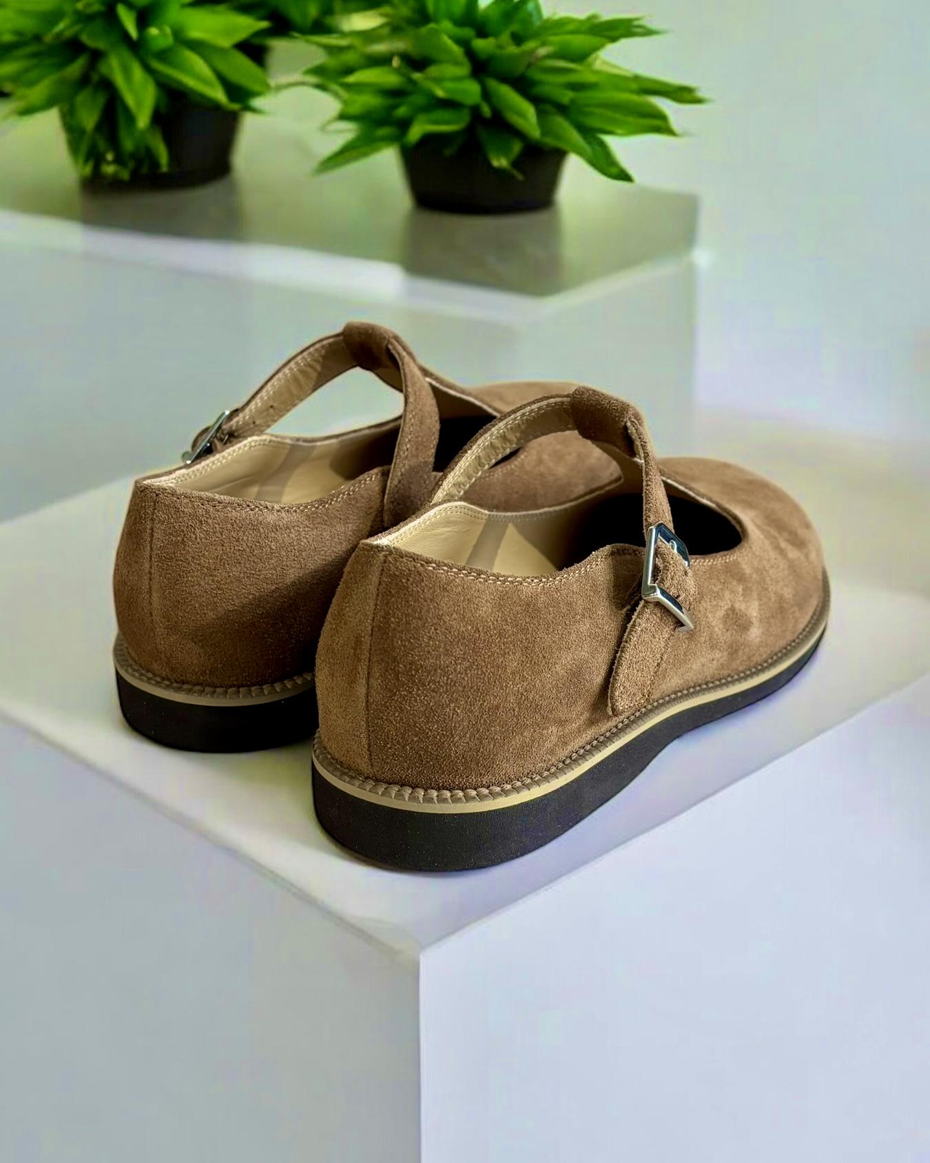 Сандалии MARANDI Mary Jane анатомические женские натуральная замша р. 39 25,5 см Коньячный (Color-Mary-39-Cognac) - фото 5 Сандалии MARANDI Mary Jane анатомические женские натуральная замша р. 39 25,5 см Коньячный (Color-Mary-39-Cognac) - фото 5