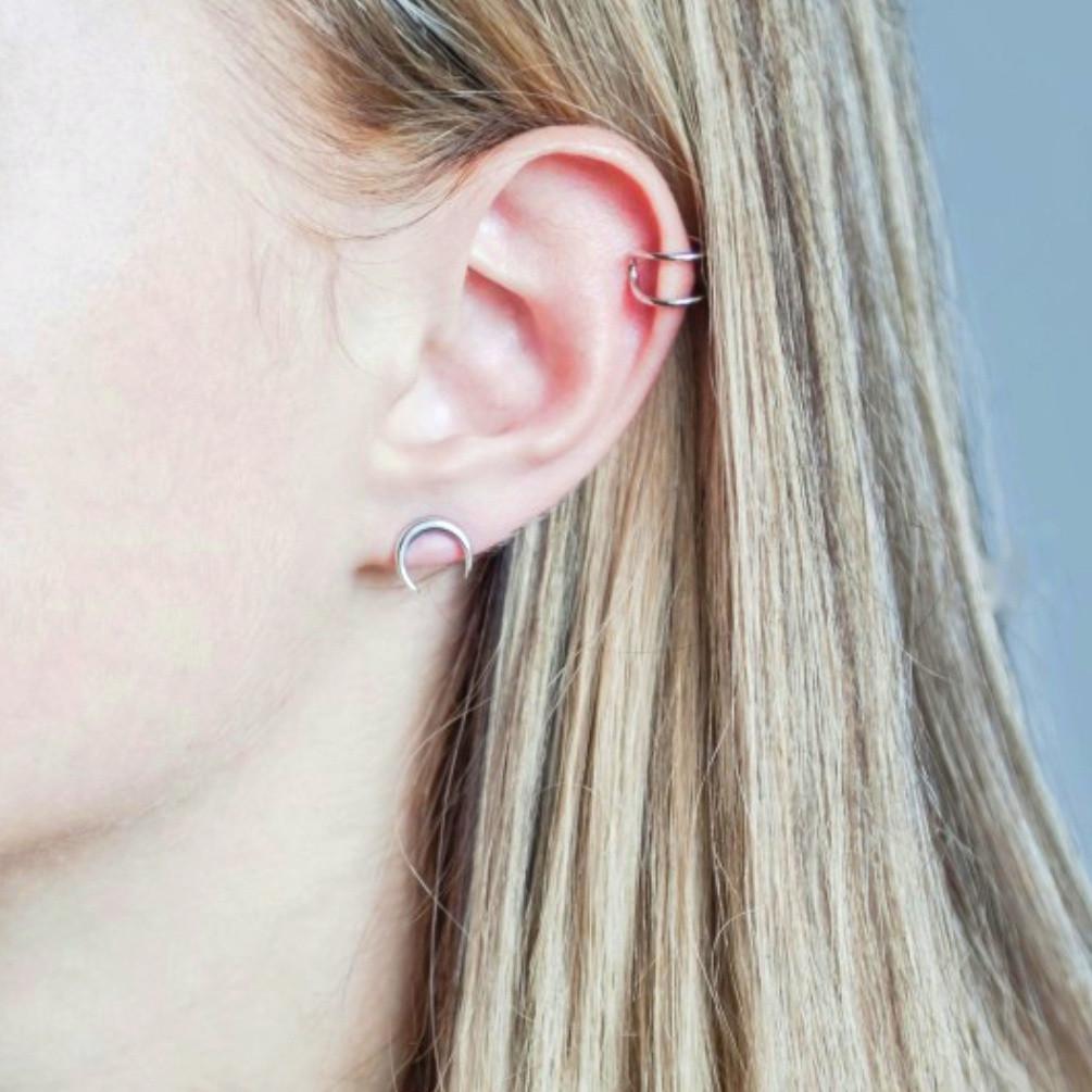 Сережки гвоздики на фіксаторах Лунниця срібло 925 проби родоване 0,87 г (вс167р) - фото 3 Сережки гвоздики на фіксаторах Лунниця срібло 925 проби родоване 0,87 г (вс167р) - фото 3