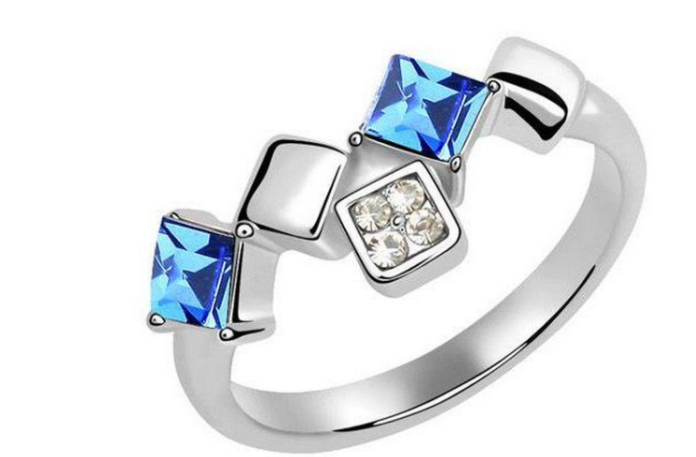 Кольцо с кристаллами Сваровски 111208123 Showfay р. 18 Синий