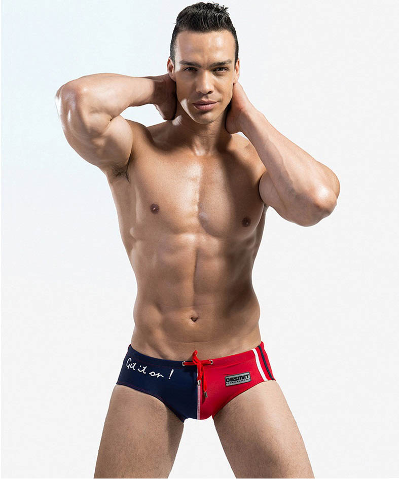 Плавки Desmit XL Красный (129)