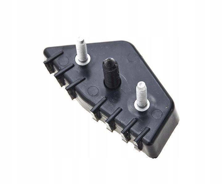 Крепление переднего бампера Ford Mustang 17- правое (182845932)