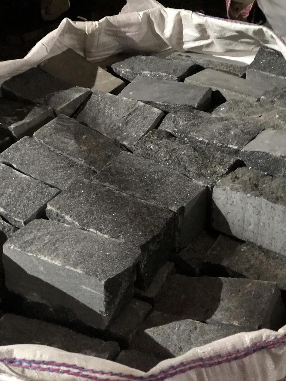 Бруківка колота рядовка 100х100х50 мм (25887462) - фото 4 Бруківка колота рядовка 100х100х50 мм (25887462) - фото 4