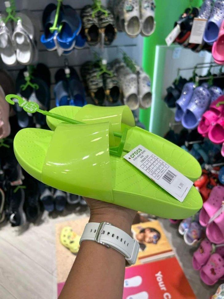 Шльопанці жіночі утеплені Crocs Slide Splash р. 36-37 Салатовий (14948) - фото 7