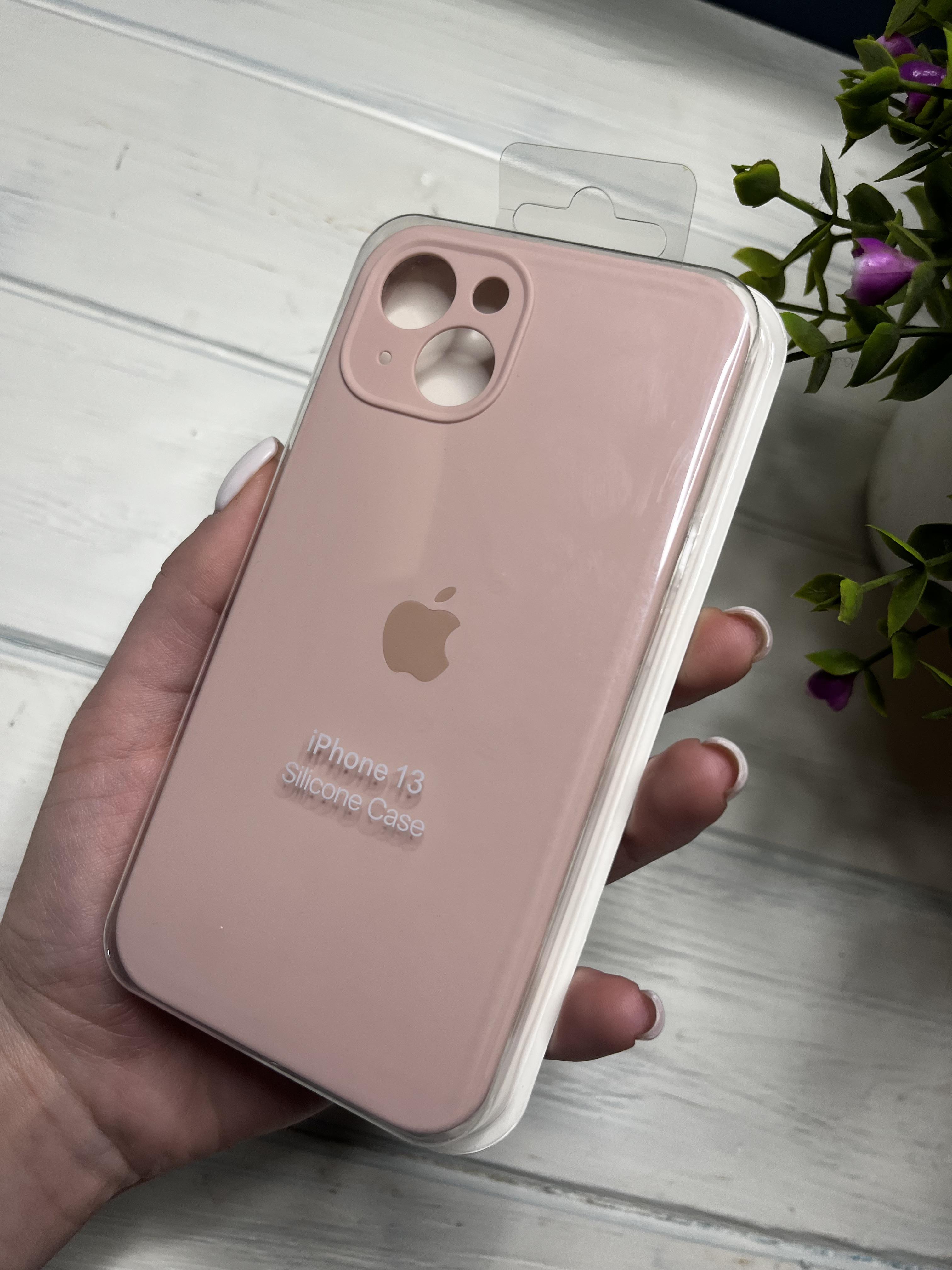 Чехол накладка на iPhone (Айфон) 13 закрытый низ и закрытая камера silicone case full camera Apple - фото 1