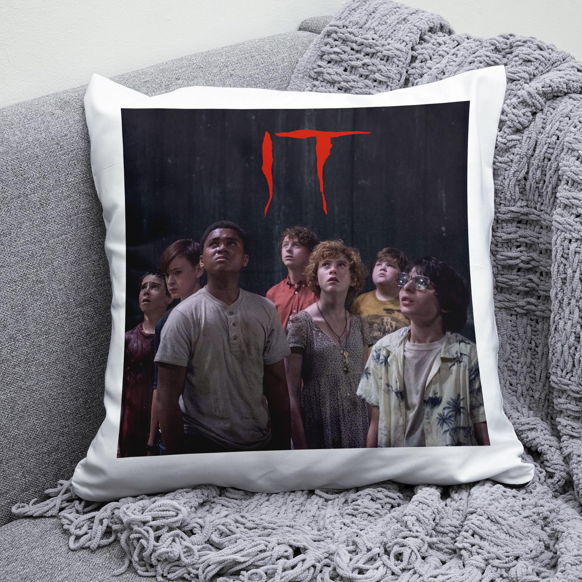 Плюшевая подушка квадрат с принтом IT Pennywise