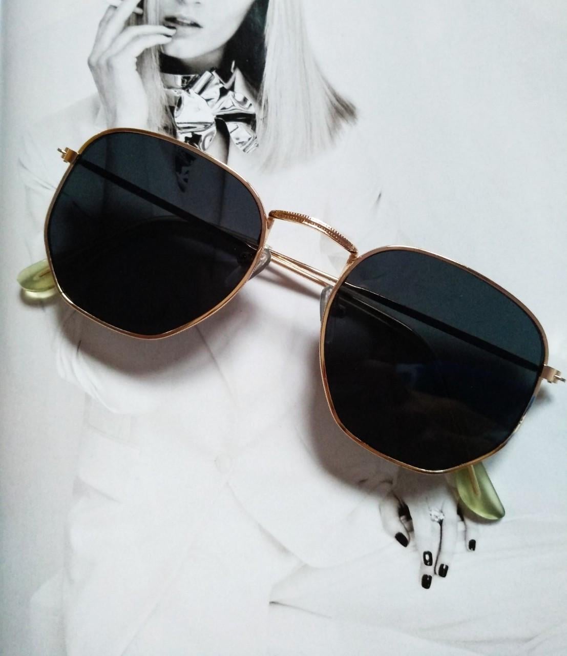 Солнцезащитные геометрические очки с цветной линзой Черный 1