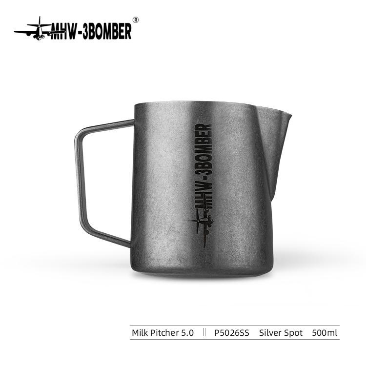 Питчер с ручкой для молока MHW-3BOMBER 5,0 500 мл Silver Spot (P5026SS) - фото 3 Питчер с ручкой для молока MHW-3BOMBER 5,0 500 мл Silver Spot (P5026SS) - фото 3