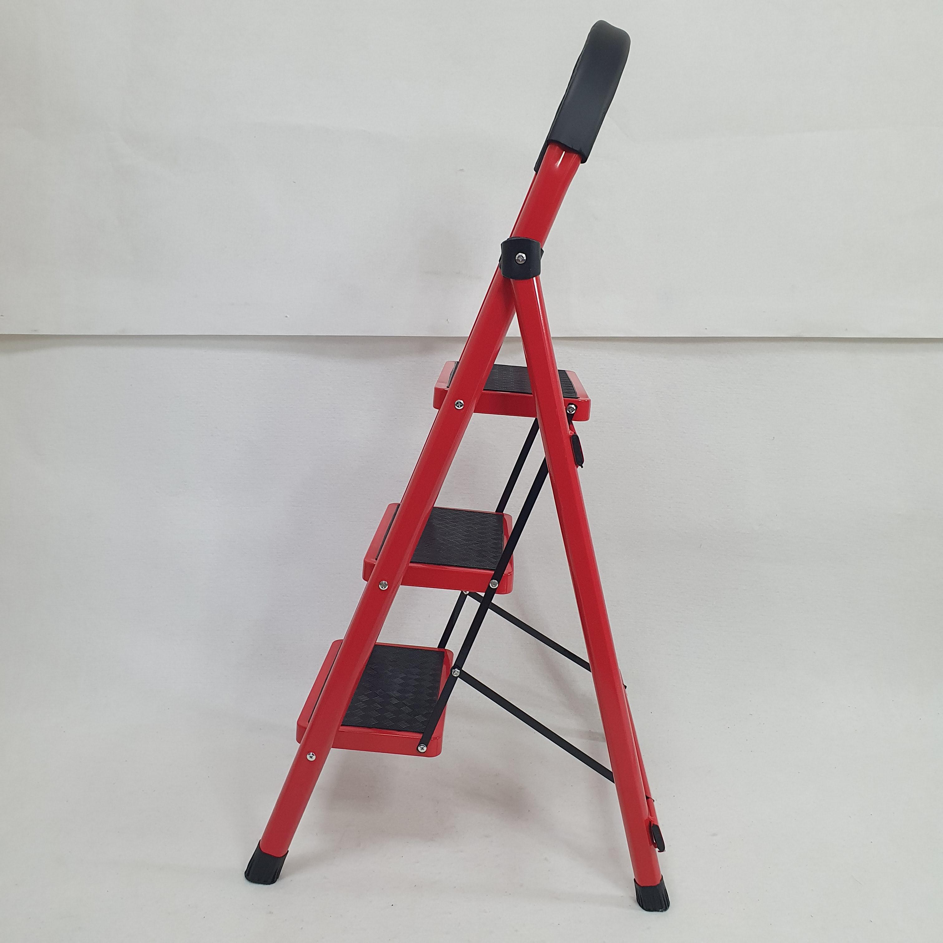 Лестница металлическая на три ступеньки с прорезиненными ковриками (LFS-3S-Red) - фото 7 Лестница металлическая на три ступеньки с прорезиненными ковриками (LFS-3S-Red) - фото 7