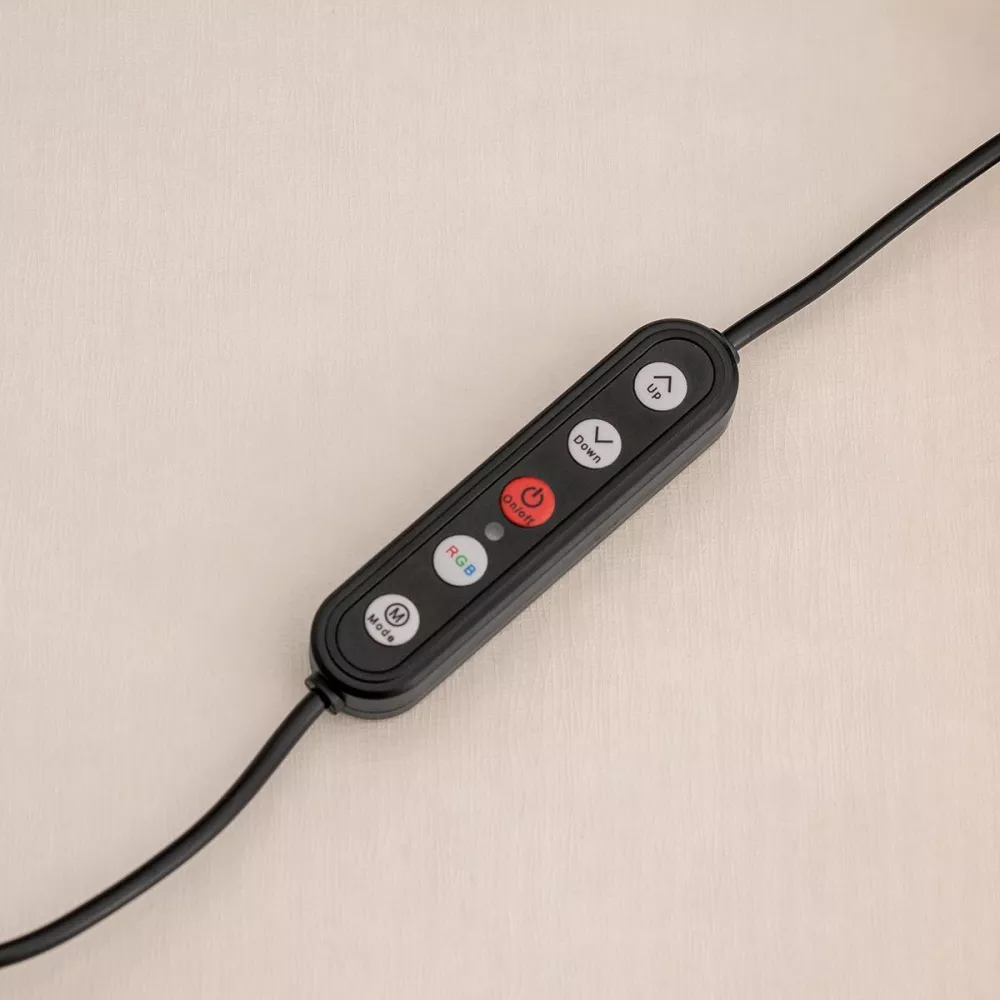 Лампа кольцевая Proove Halo 12" с триподом и пультом 17 режимов освещения RGB LED штатив 1,6 м (632001) - фото 6 Лампа кольцевая Proove Halo 12" с триподом и пультом 17 режимов освещения RGB LED штатив 1,6 м (632001) - фото 6