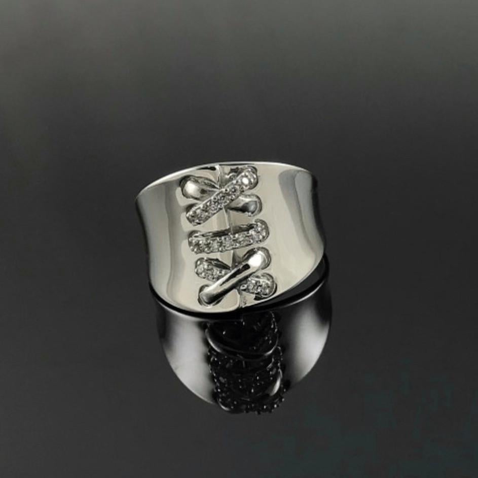 Каблучка широка руан з білими каменями срібло 925 проби родоване р. 18,5 5,31 г (1903р) - фото 5 Каблучка широка руан з білими каменями срібло 925 проби родоване р. 18,5 5,31 г (1903р) - фото 5