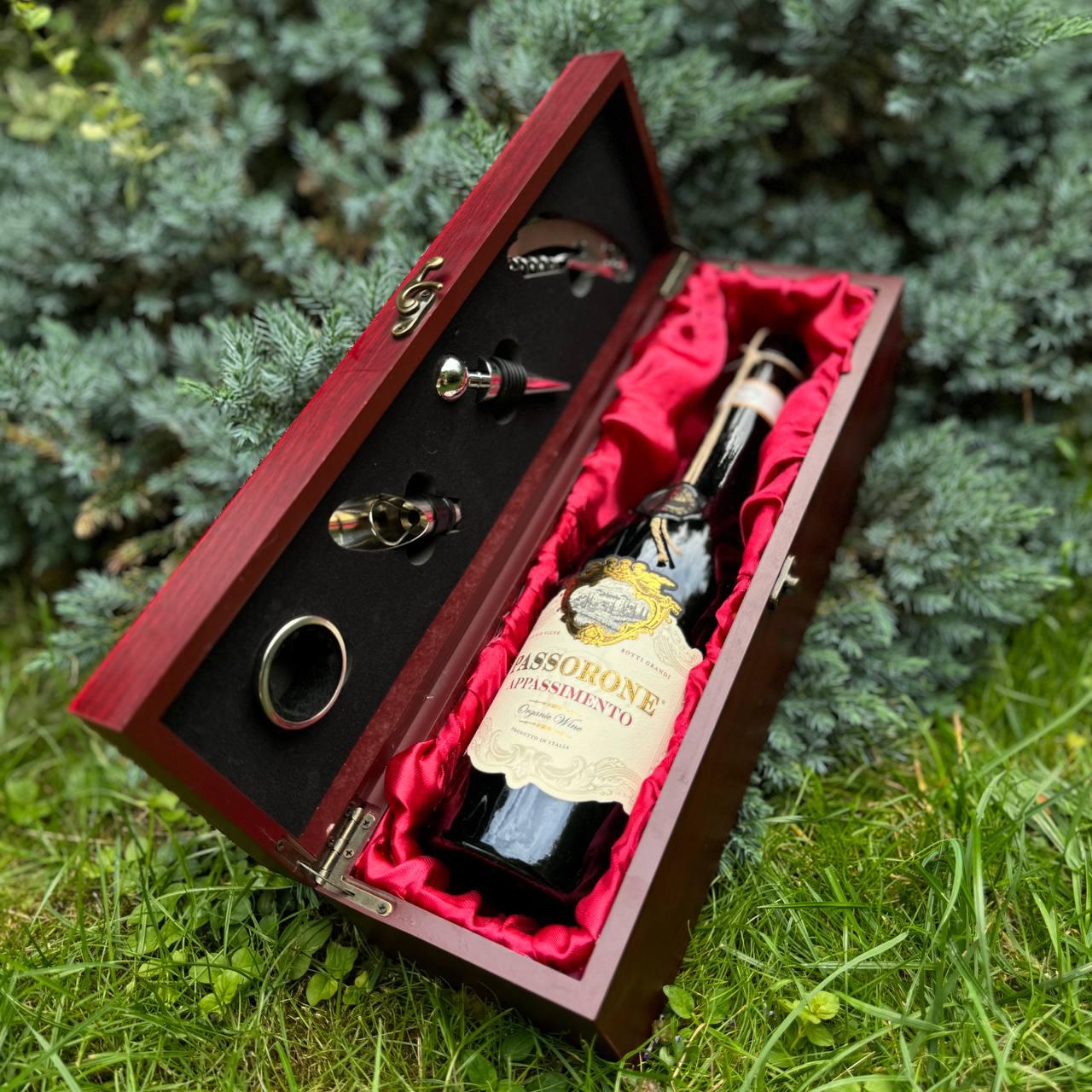 Коробка для вина іменна подарункова із аксесуарами та гравіюванням Бордовий (24900613)