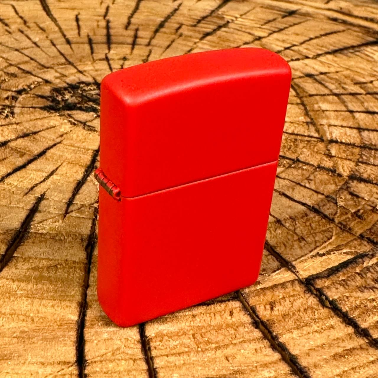 Зажигалка бензиновая ZIPPO в подарочной упаковке Red Matte - фото 5