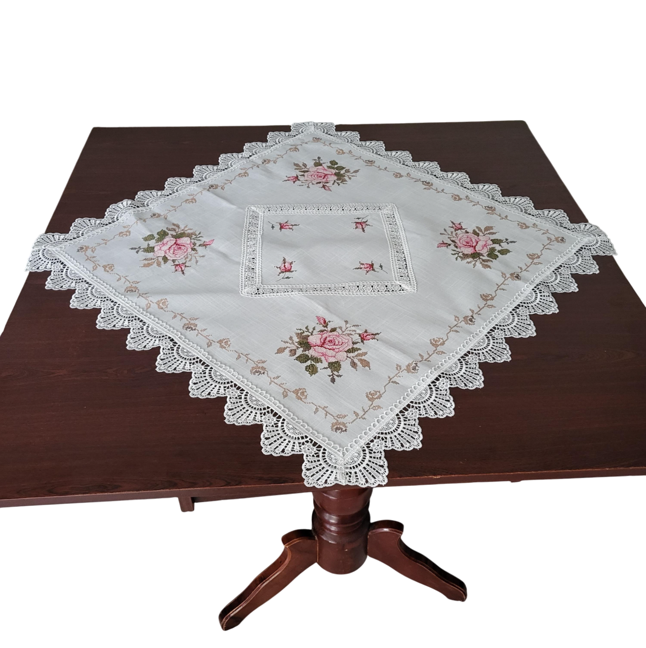 Скатертина вишита прямокутна на святковий стіл із трояндами 900x900 мм