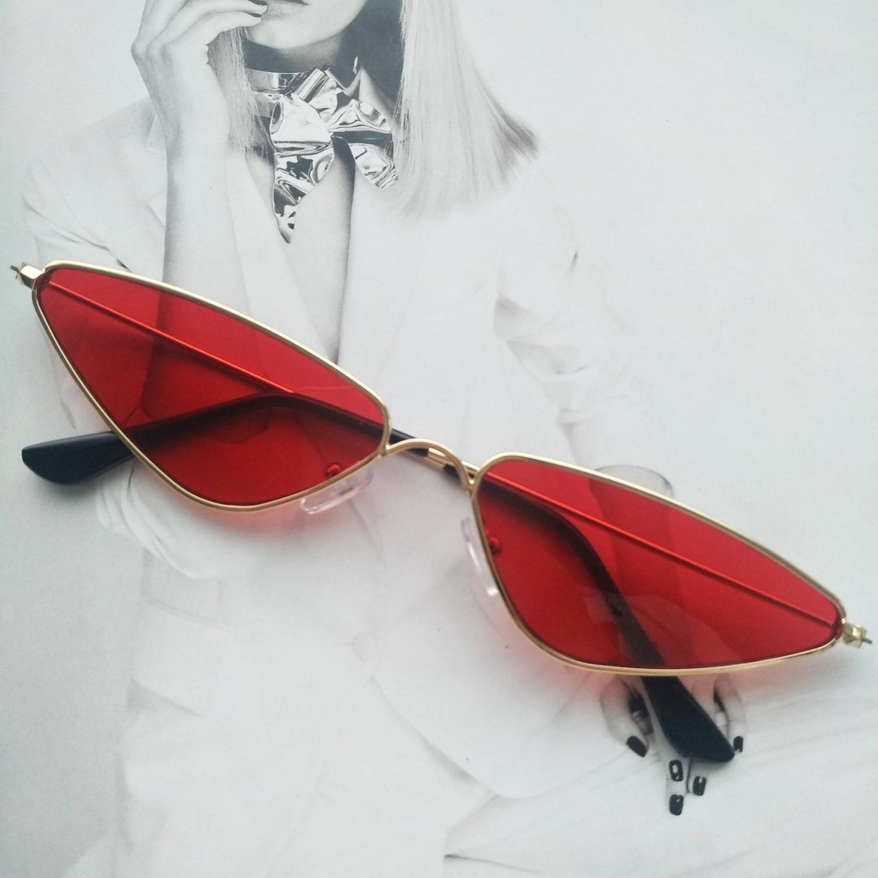 Солнцезащитные очки маленький треугольник Красный