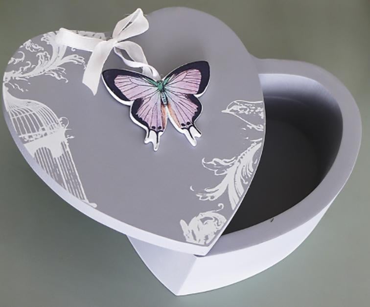 Шкатулка с бабочкой в виде сердца Гранд Презент (179614)