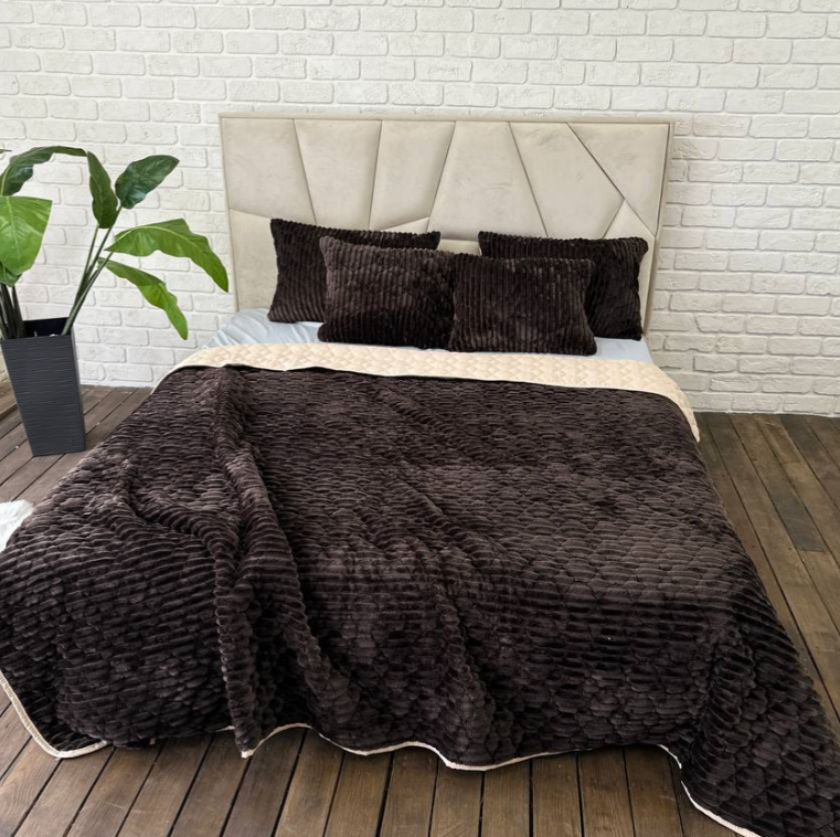 Покрывало стеганое с подушками в комплекте 220х240 см Темно-коричневый