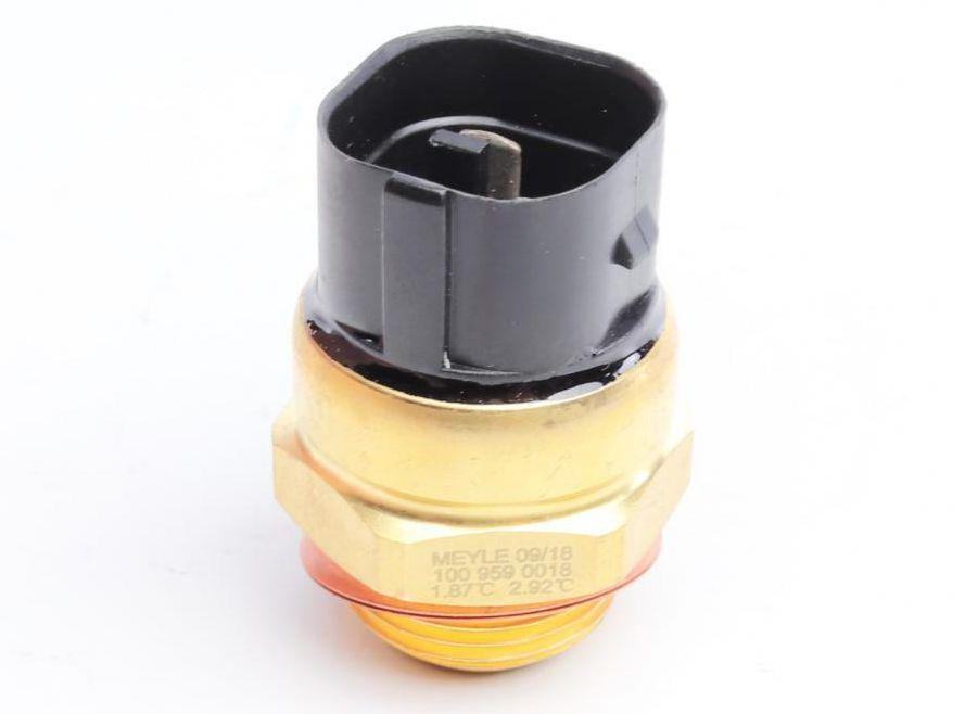 Датчик включения вентилятора VW T4 90-03 3 конт. 93-82/87-76°C- (100 959 0018)