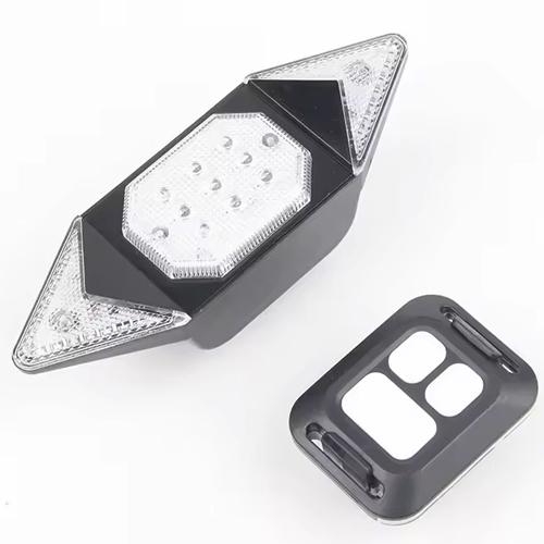 Фонарь для велосипеда задний LY-6700 с указанием поворотов Waterproof/Li-Ion 500 mAh/microUSB/Remote control/CR2032 (a2e41b0d)