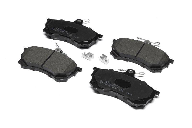 Колодки тормозные дисковые передние Jakoparts Mitsubishi Carisma (J3605037)