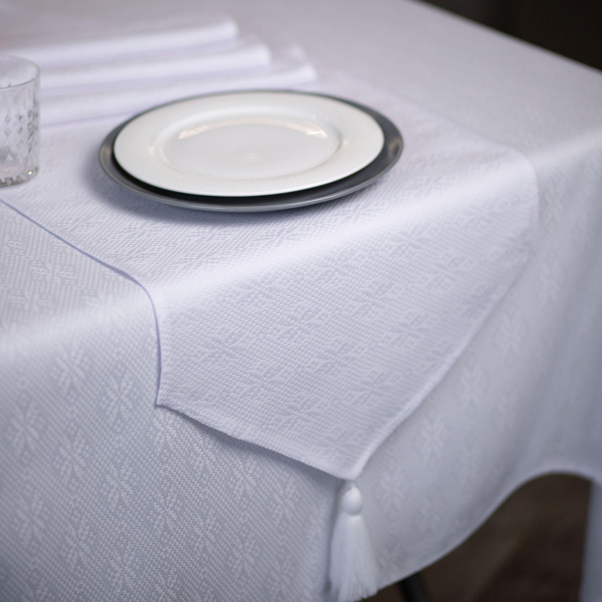 Дорожка на стол Едельвіка Айвенго 1,40x0,40 м Белый (370-23/00) - фото 1 Дорожка на стол Едельвіка Айвенго 1,40x0,40 м Белый (370-23/00) - фото 1