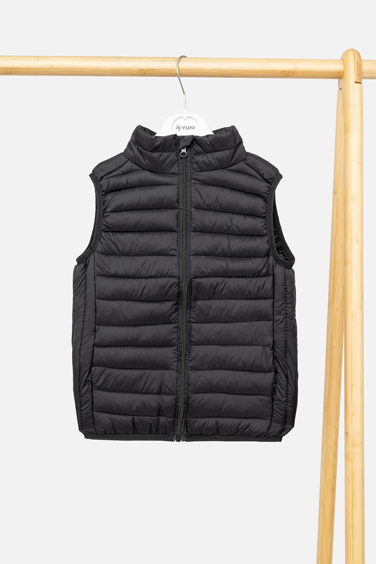 Жилет для девочки утепленный 116 см Черный (SKT000965839)