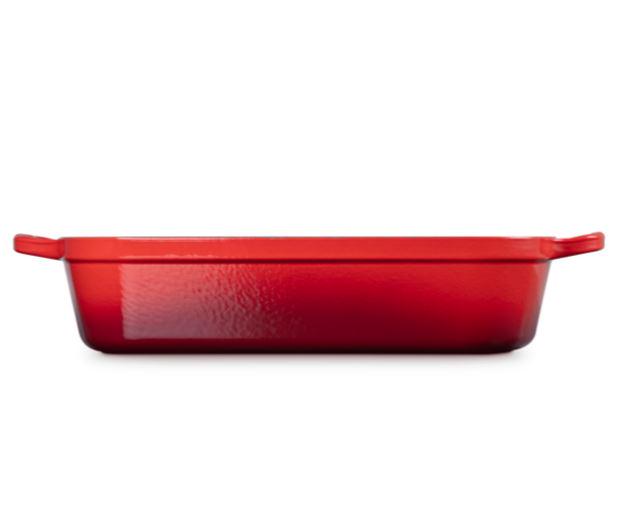 Форма для запекания Le Creuset Signature 37 см Cerise (20184370602422) - фото 4 Форма для запекания Le Creuset Signature 37 см Cerise (20184370602422) - фото 4