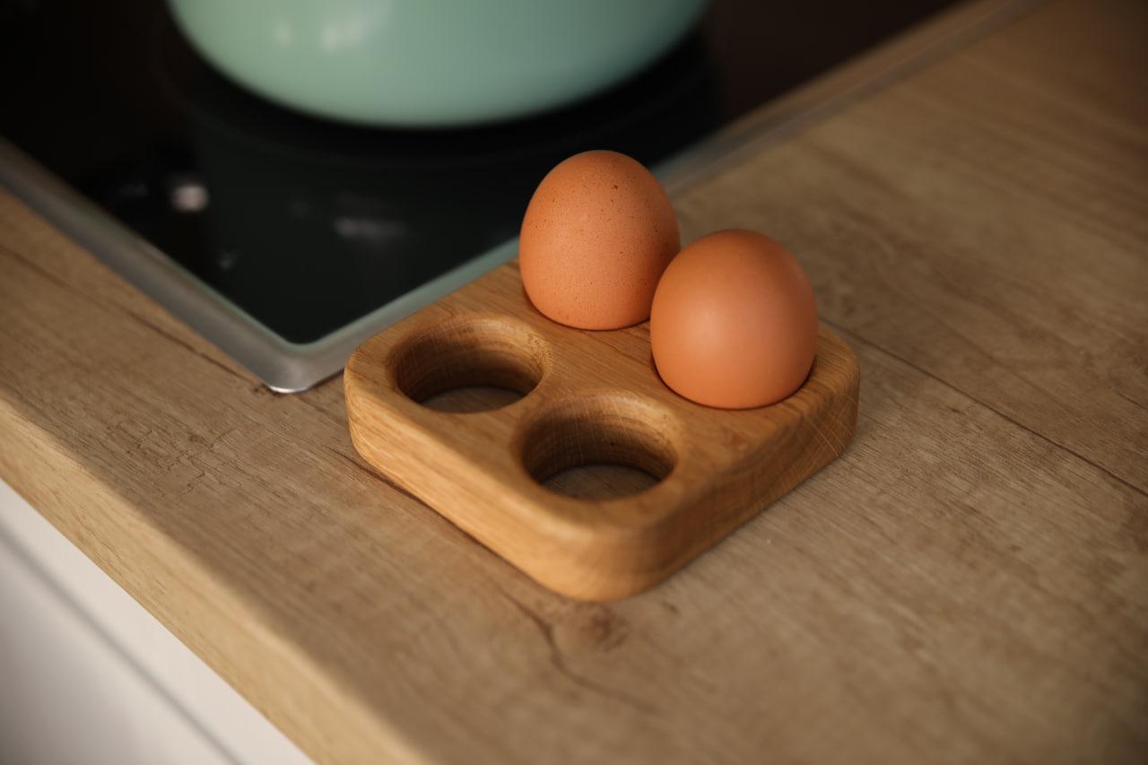 Подставка-рамка деревянная из ясеня на 4 яйца 11х11х2,5 см (WDE-15.1)