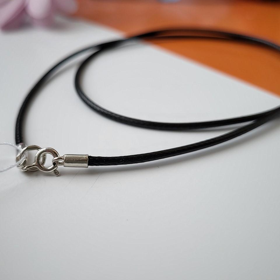 Шнурок на шею из серебра вощеная нить 925 проба 50 см 2 мм (79055) Шнурок на шею из серебра вощеная нить 925 проба 50 см 2 мм (79055)