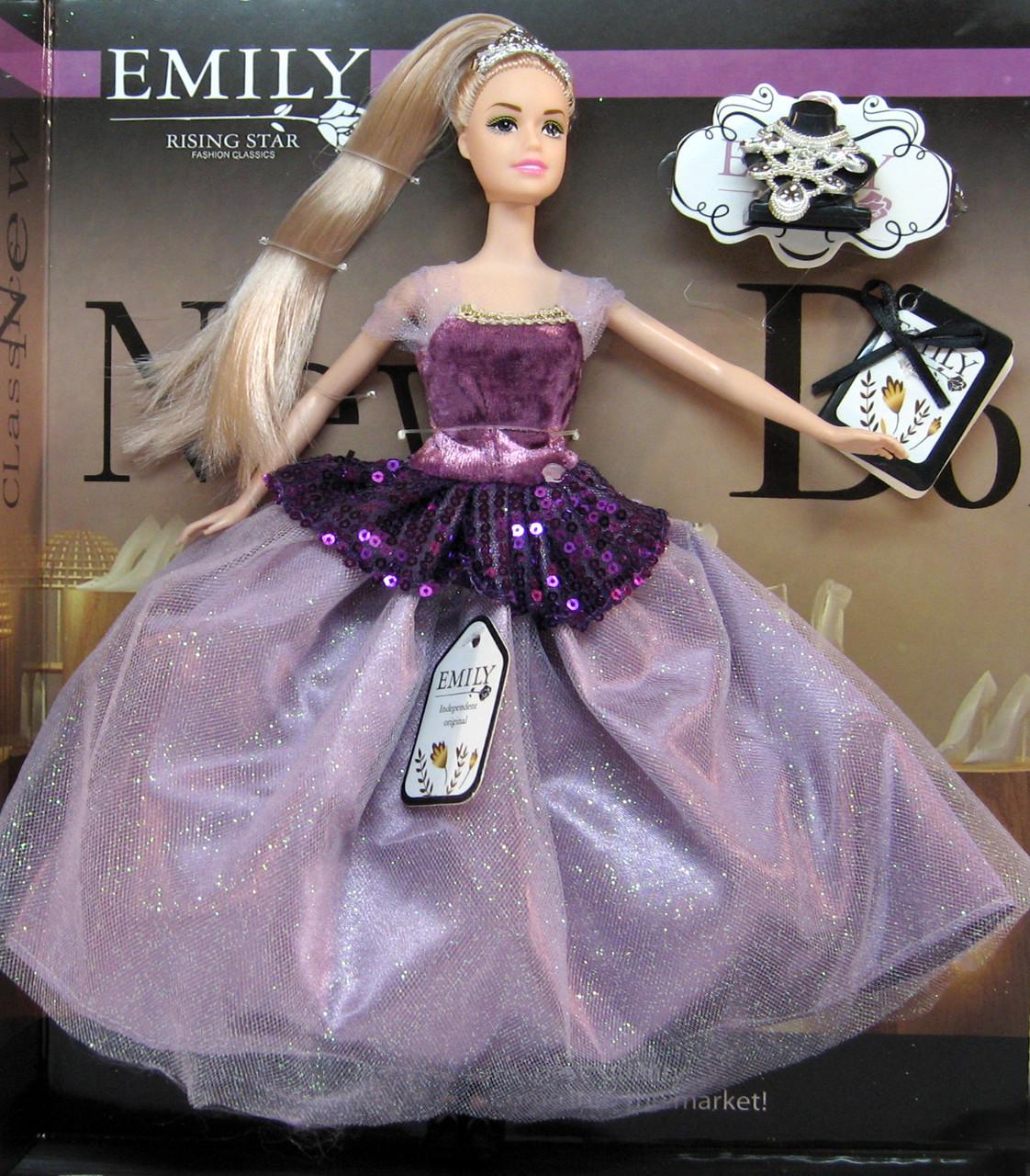 Кукла в бальном платье Emily QJ081D с аксессуарами