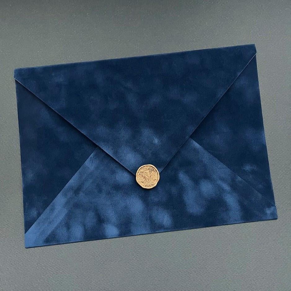 Конверт оксамитовий під А4 на магнітній застібці 21,5х30 см з печаткою Синій (2813434783)