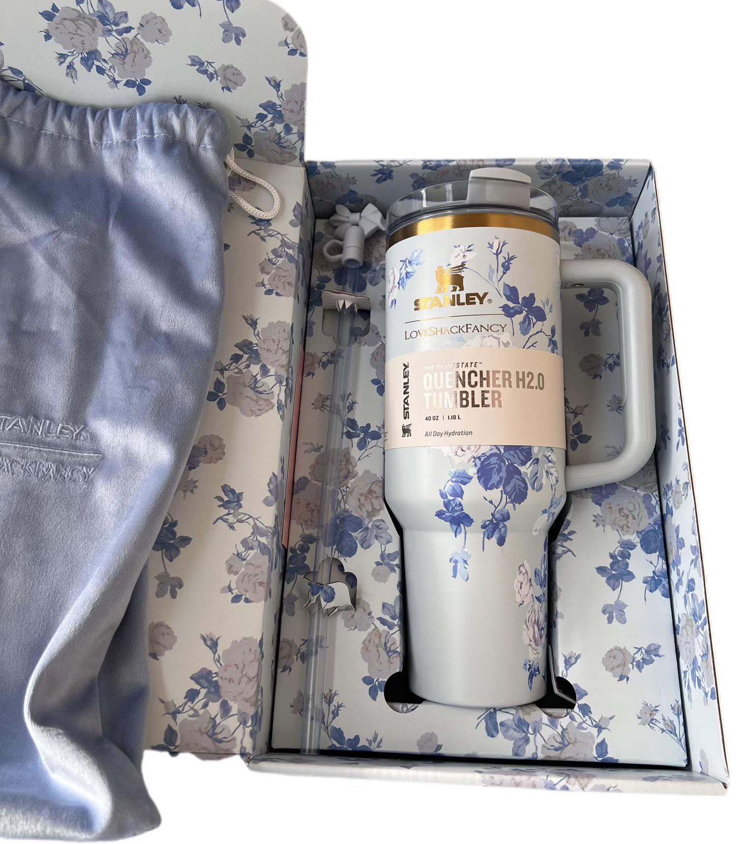 Термокружка Stanley Love Shack Fancy 40 oz 1180 мл у подарунковій коробці Синій (28459029) Термокружка Stanley Love Shack Fancy 40 oz 1180 мл у подарунковій коробці Синій (28459029)