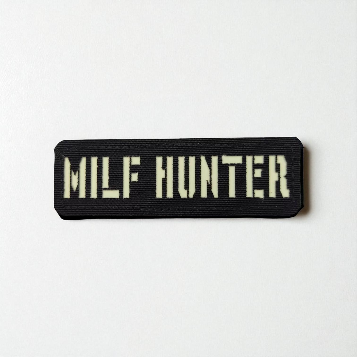 Шеврон Laser Cut "Milf Hunter" Чорний