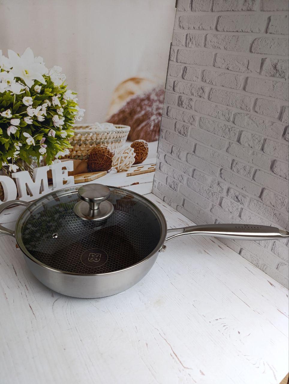 Сковорода глубокая Edenberg EB-13071 из нержавеющей стали с крышкой и антипригарным покрытием 24 см Стальной Сковорода глубокая Edenberg EB-13071 из нержавеющей стали с крышкой и антипригарным покрытием 24 см Стальной