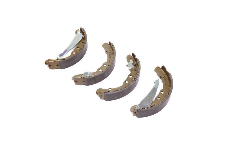 Колодки тормозные барабанные Audi/Seat/vw 80/100/Caddy/Golf задние LPR 06850