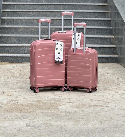 Комплект чемоданов на колесах с расширением полипропилена MSB 360 градусов 3 шт.