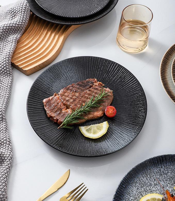 Тарілка десертна 14246 20х2 см Чорний (4705796) - фото 4 Тарілка десертна 14246 20х2 см Чорний (4705796) - фото 4