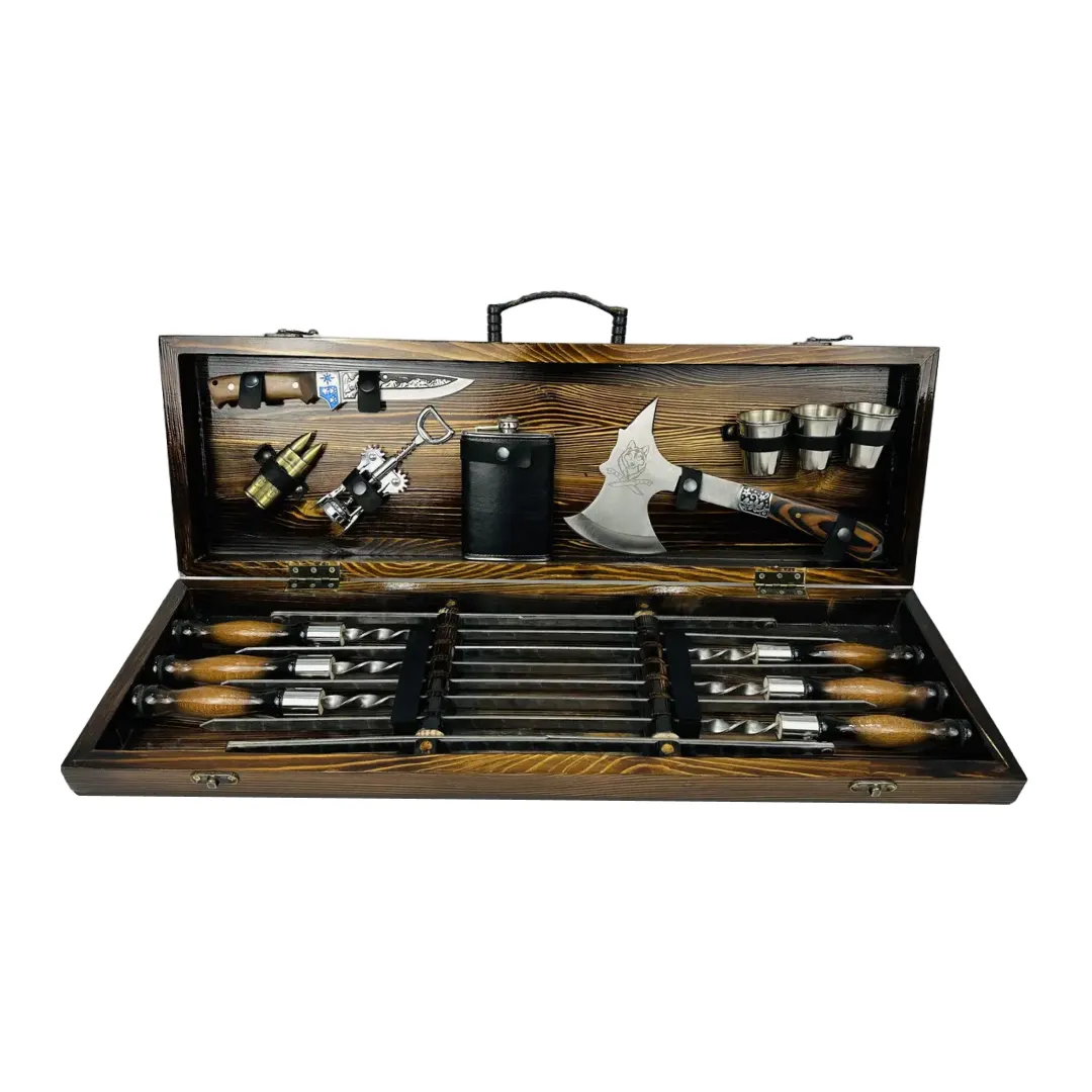 Набор шампуров в кейсе Волк люксовый на кожаных ремнях деревянный из нержавеющей стали (2-10-KS-7903)
