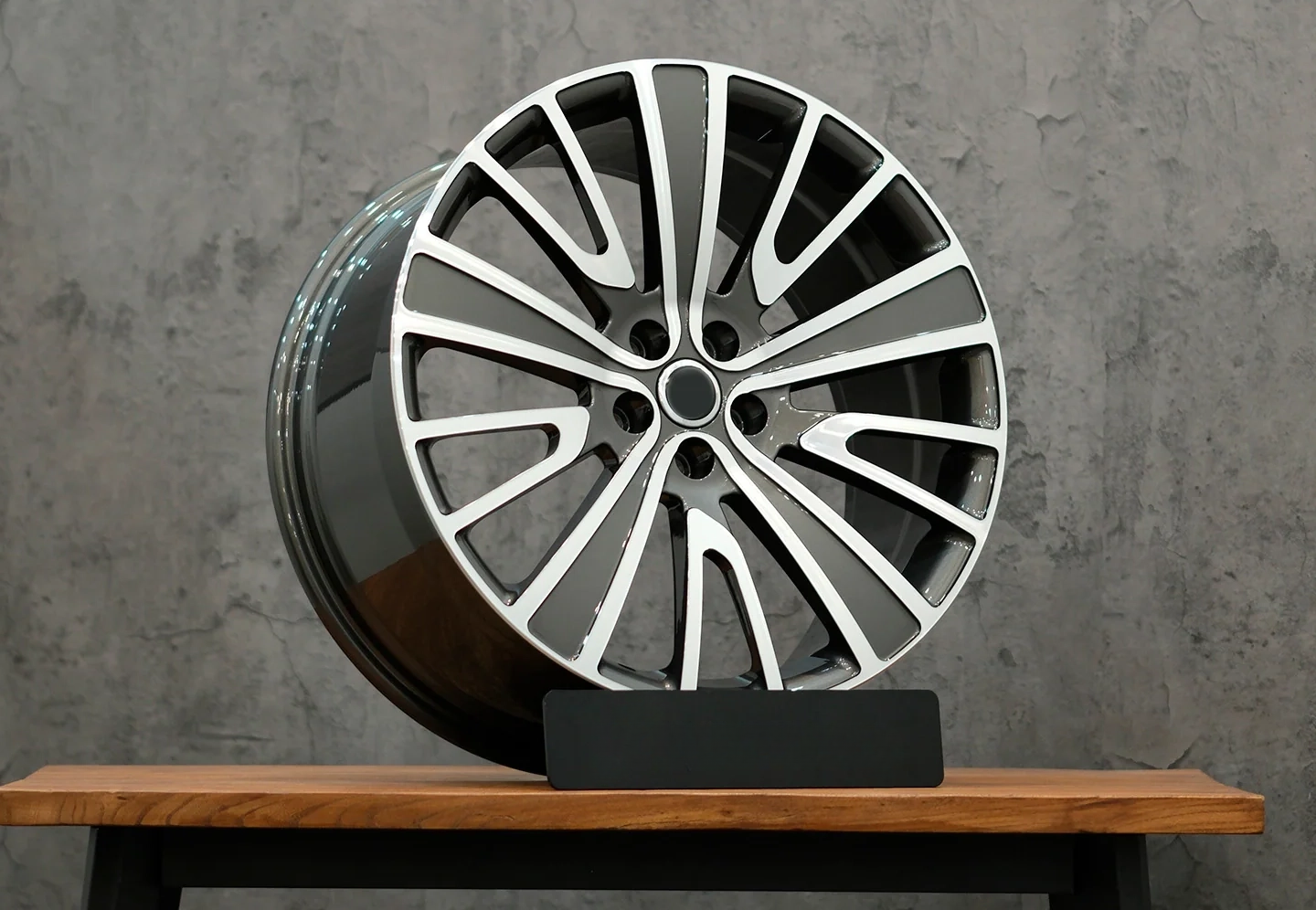 Диски колесные кованые OEM R20 V2 Kabeast Forged для Jaguar XJ 2010-гг. алюминий 4 шт. Диски колесные кованые OEM R20 V2 Kabeast Forged для Jaguar XJ 2010-гг. алюминий 4 шт.
