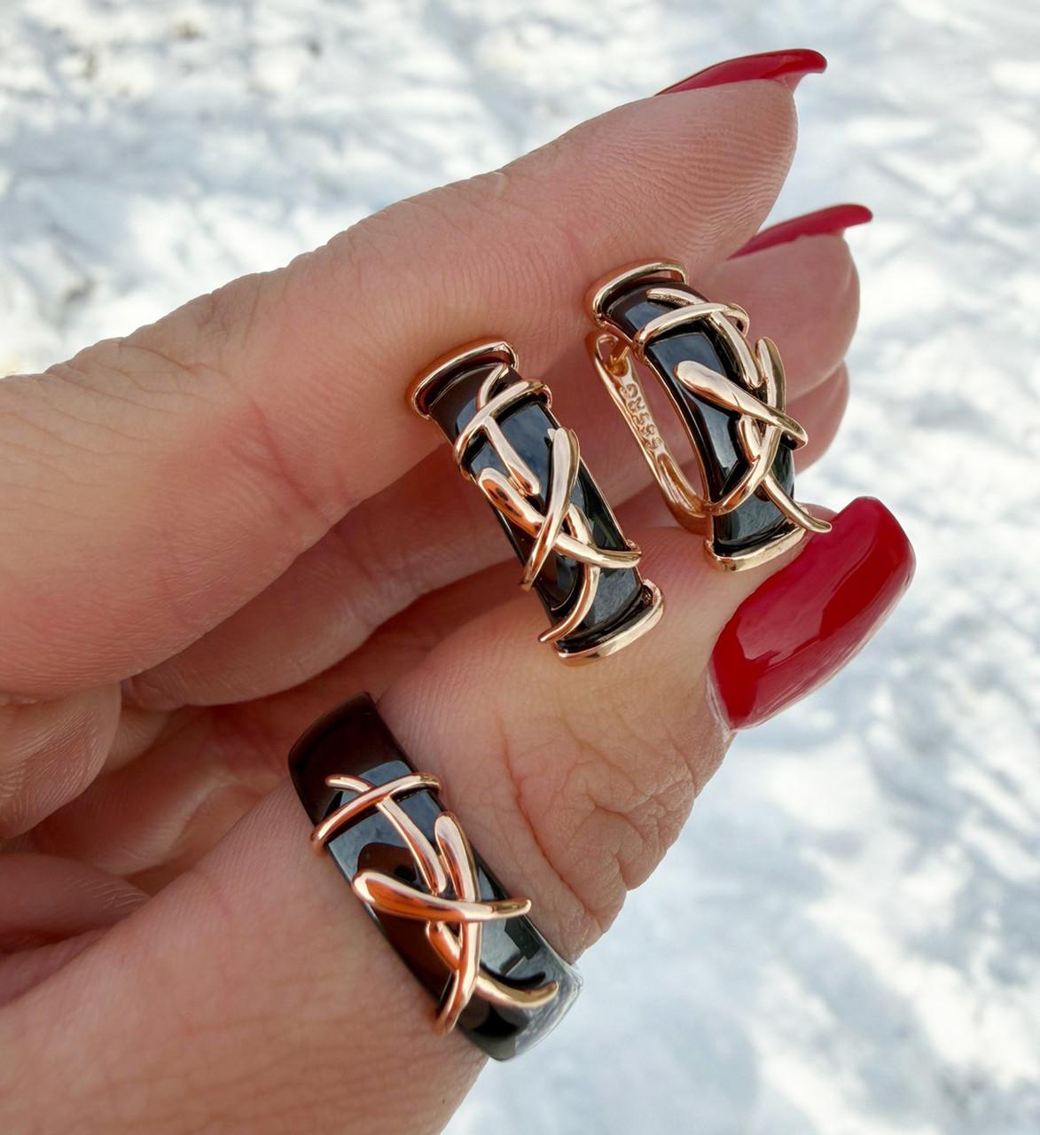 Набор украшений GONCHAR & CO. керамика серьги/колечко 17 р. медзолото 18к 585п Черный/Золотой (77-5010) Набор украшений GONCHAR & CO. керамика серьги/колечко 17 р. медзолото 18к 585п Черный/Золотой (77-5010)