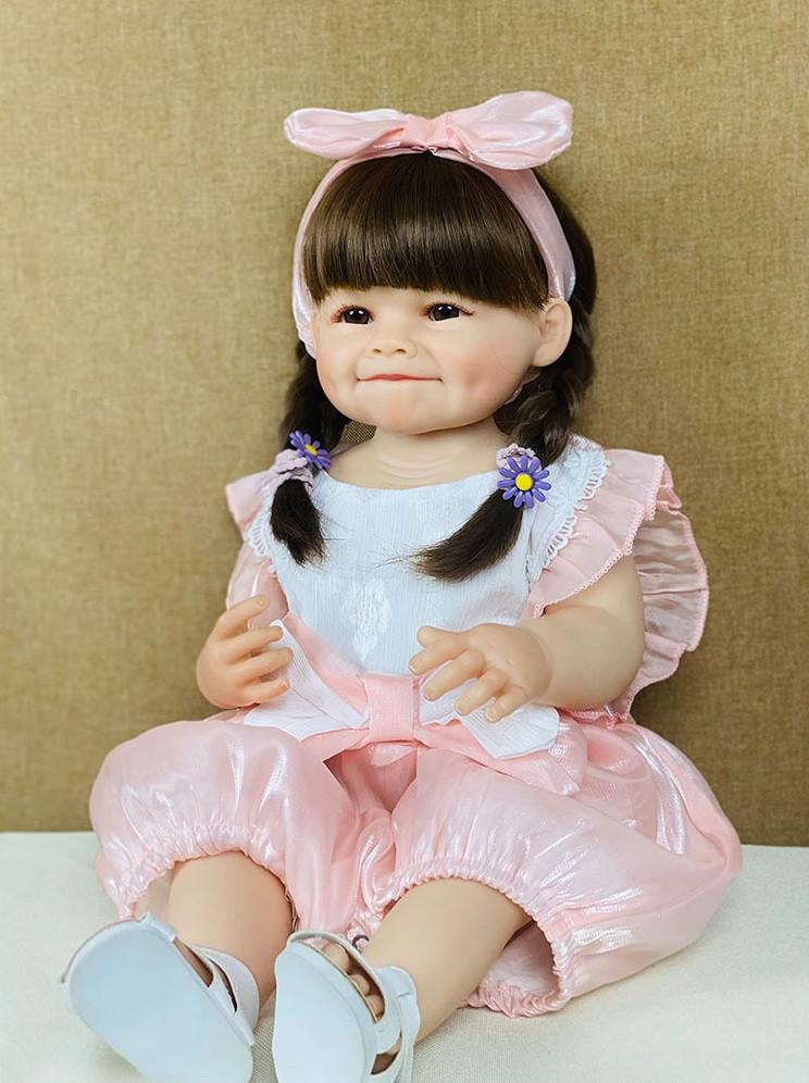 Кукла Reborn Ева винил-силиконовая с соской/бутылочкой 55 см (1724096286) - фото 2 Кукла Reborn Ева винил-силиконовая с соской/бутылочкой 55 см (1724096286) - фото 2