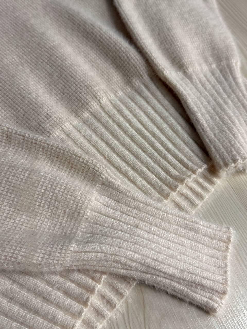 Светр жіночий Fancy Matinee 7571 вафельний з ангори оверсайз OS Бежевий (4989) - фото 6