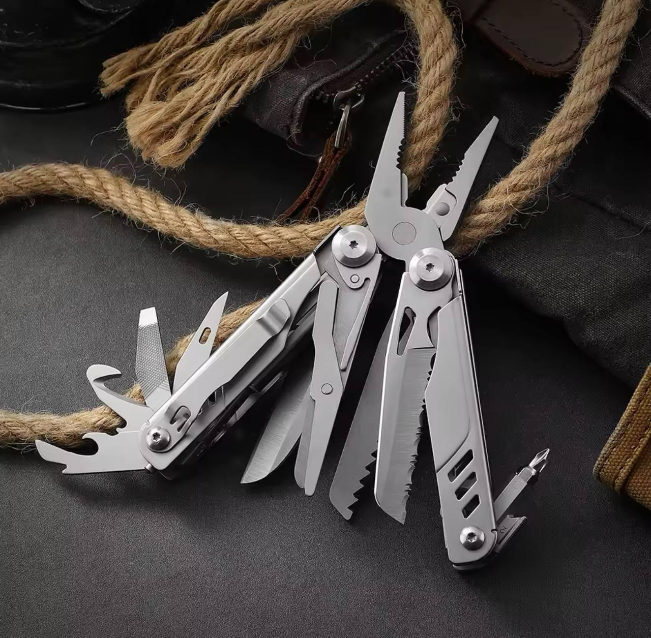 Мультитул із нержавіючої сталі 18в1 з кліпсою Silver (12i-207) - фото 4 Мультитул із нержавіючої сталі 18в1 з кліпсою Silver (12i-207) - фото 4