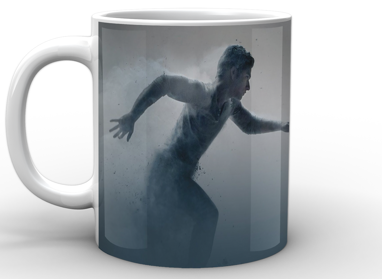 Чашка GeekLand Волчонок бегущий в тумане 330 мл