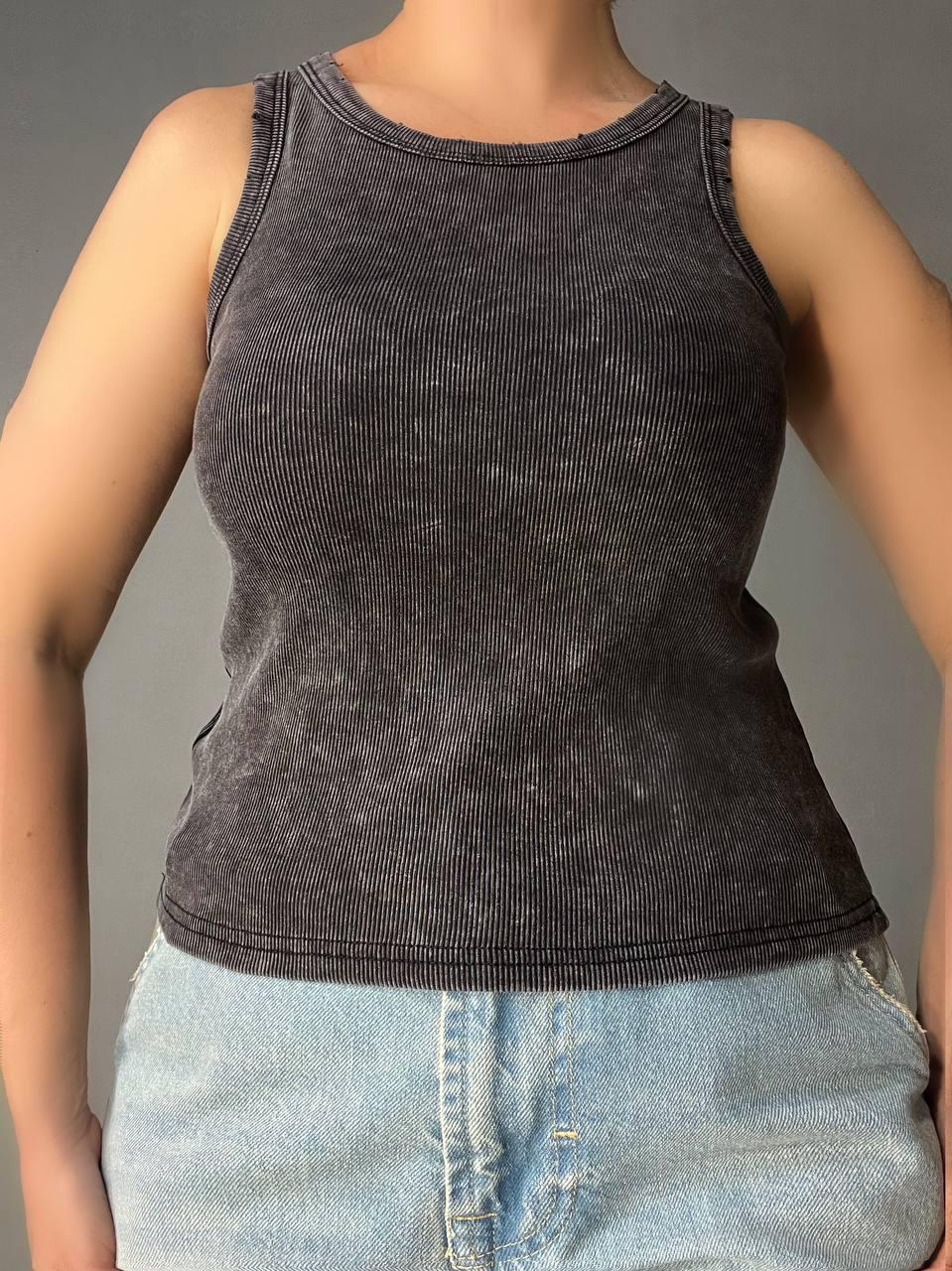 Женская майка AN 2733 в рубчик с порезанными швами OS Черный (26794582) - фото 5 Женская майка AN 2733 в рубчик с порезанными швами OS Черный (26794582) - фото 5