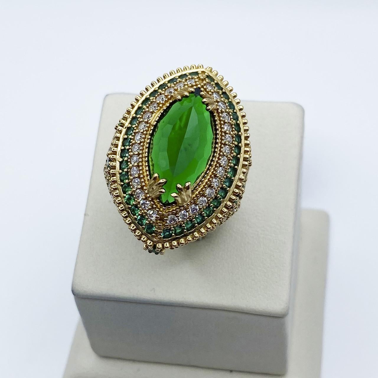 Кольцо серебряное Роксолана с изумрудом и кубическим цирконием р. 17,5 11,88 г (2049088184)