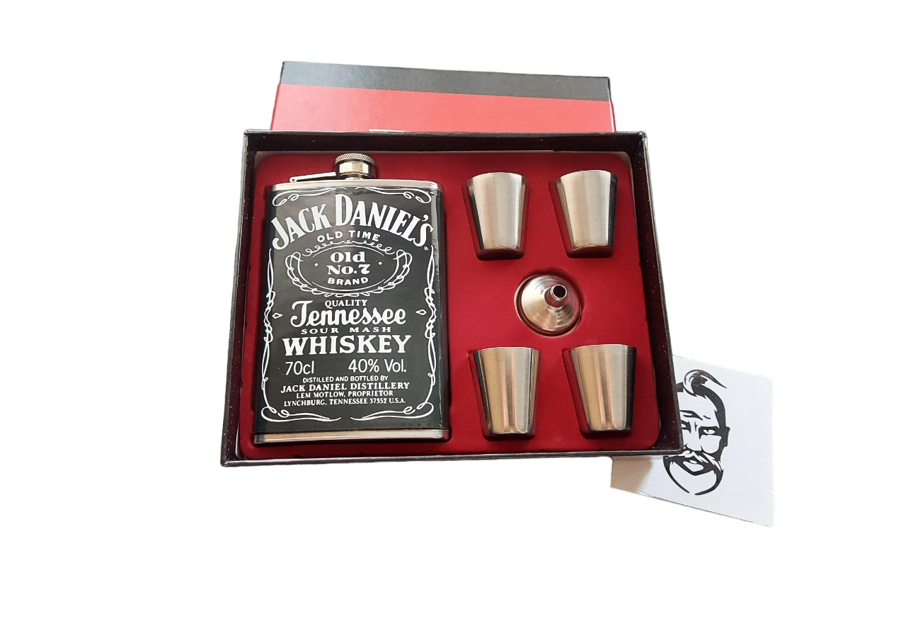 Подарунковий набір фляга з чарками "Jack Daniels" 9oz 4 чарки (919751) Подарунковий набір фляга з чарками "Jack Daniels" 9oz 4 чарки (919751)