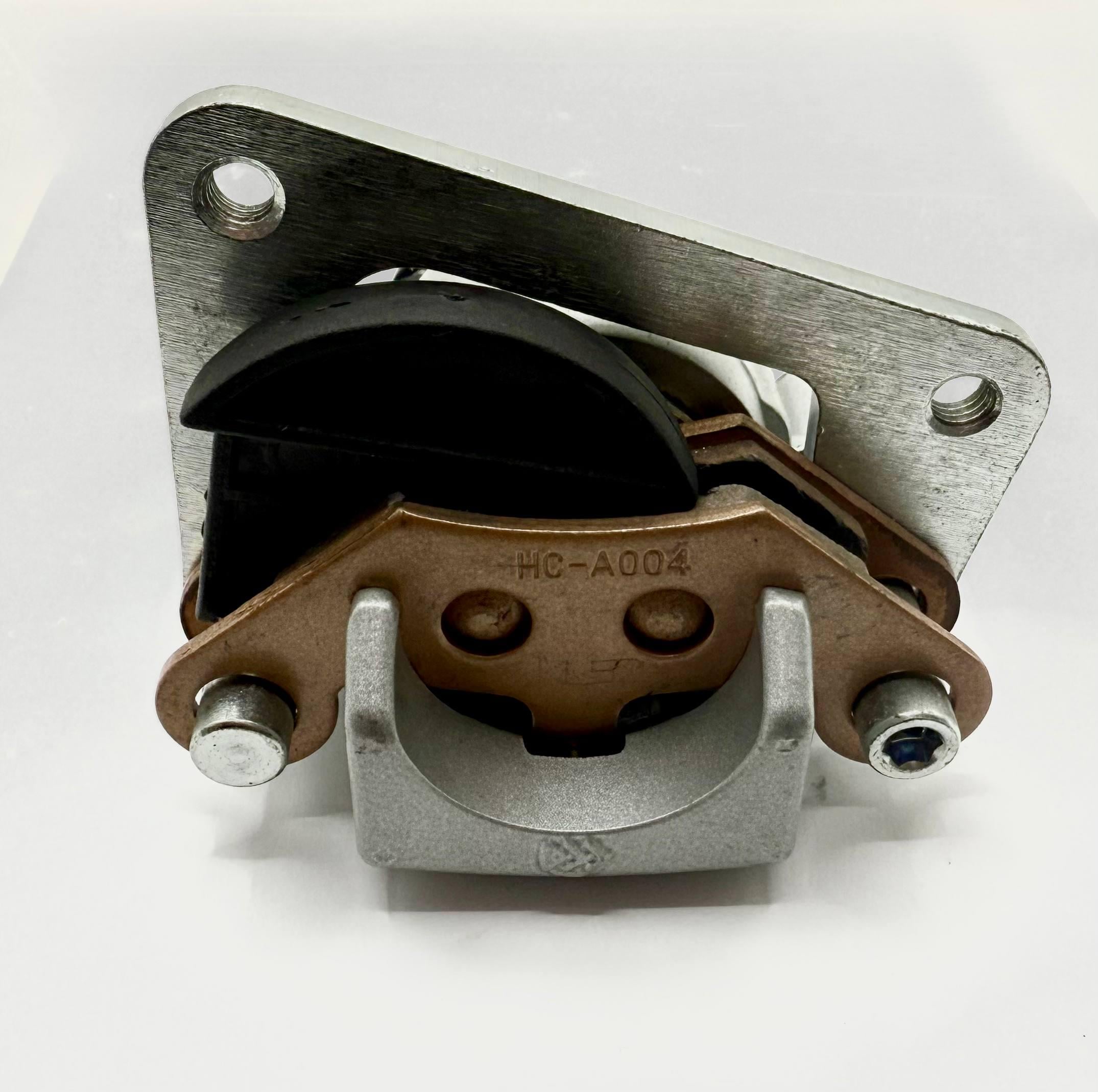 Тормозной суппорт передний CFMOTO 7020-080700 (KL15)