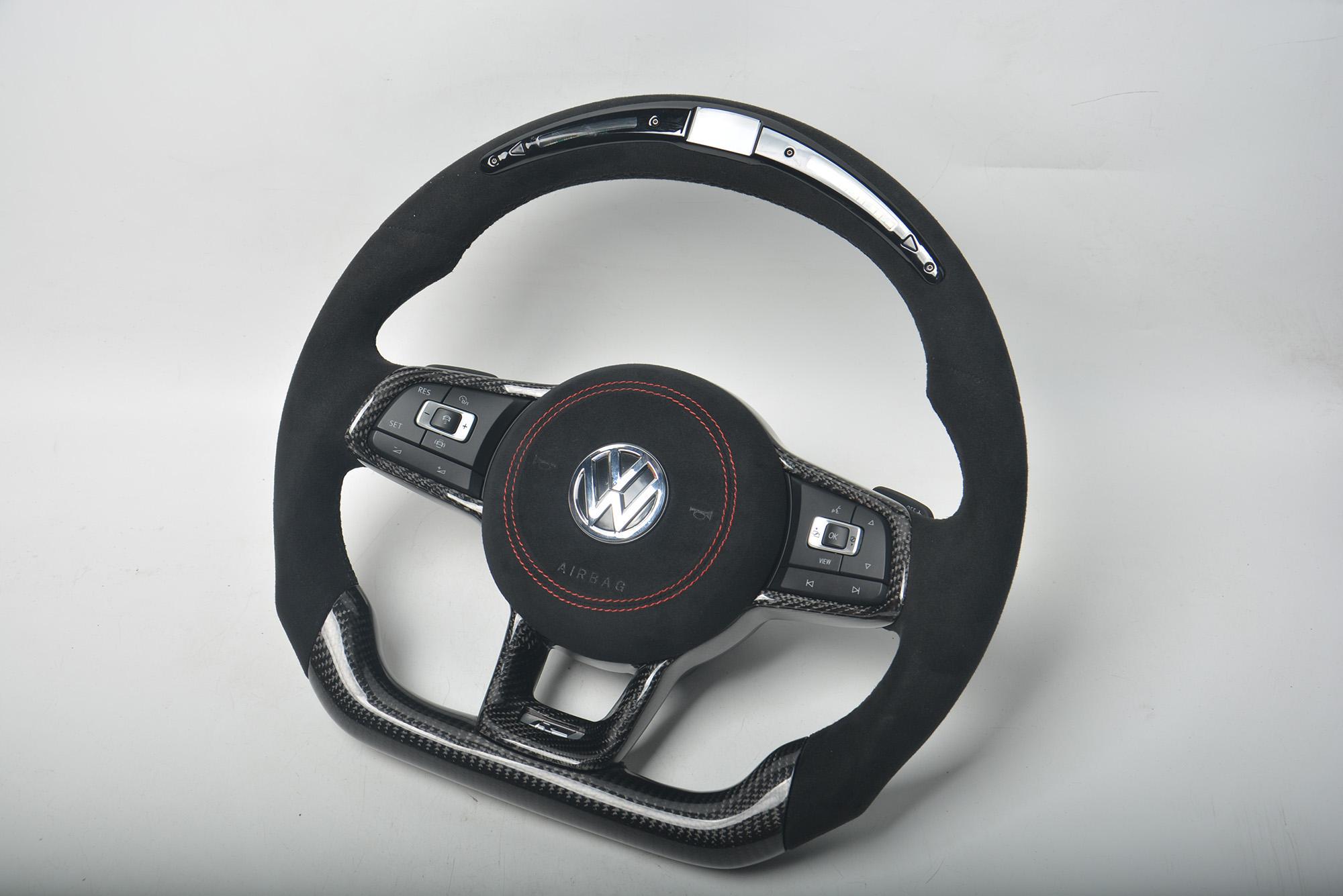 Руль GBT Led индикация для Volkswagen Golf 6 фактура под натуральный карбон ΩΩ (76932)