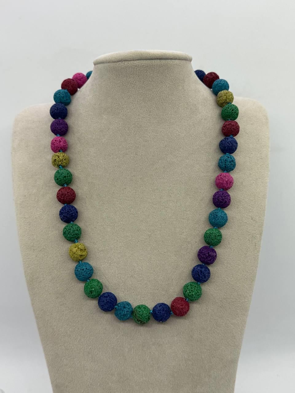 Бусы из тонированной лавы 10 мм 45 см Комбинированный (12914)