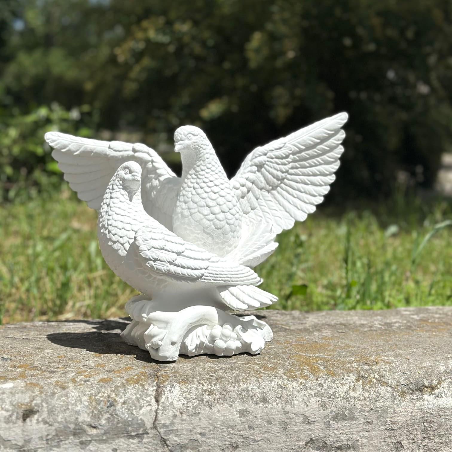 Савода фигура Голуби мира с раскрытыми крыльями 2 шт. 30x41 см Белый (4531)